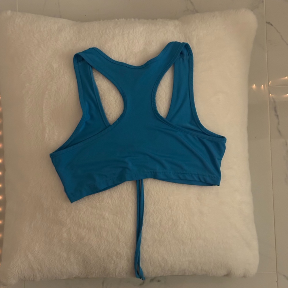 Blue top - Picture 2 of 2